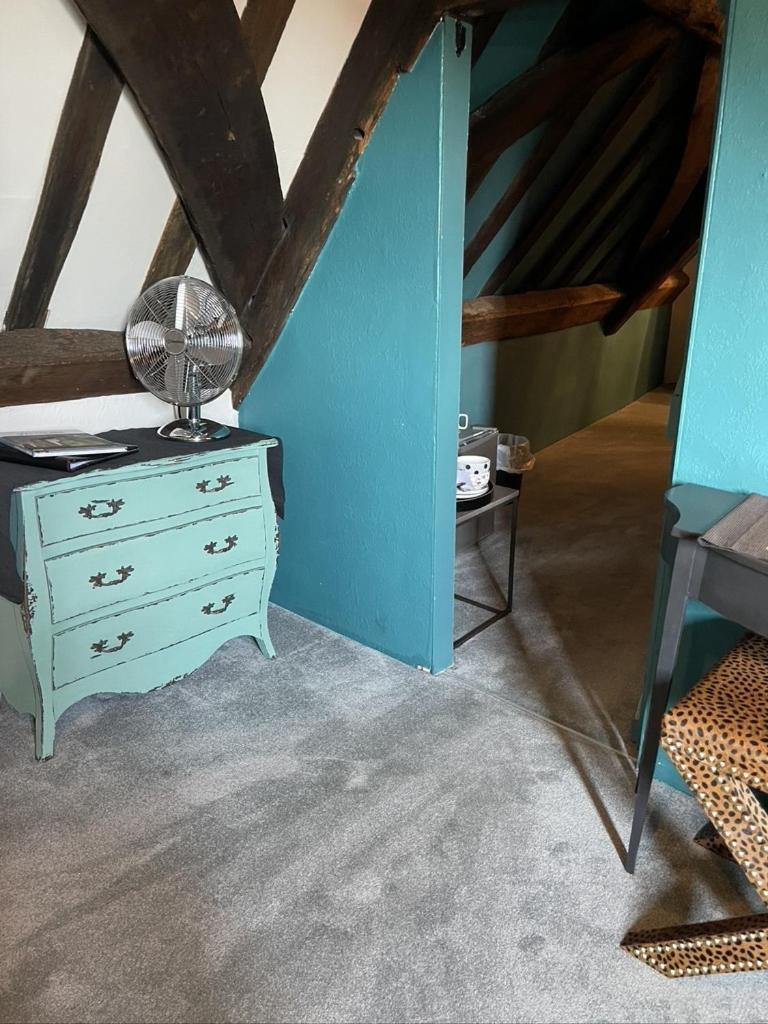 The Kingsbury 7Even 8Ight Bed & Breakfast มาร์ลบะระ ภายนอก รูปภาพ